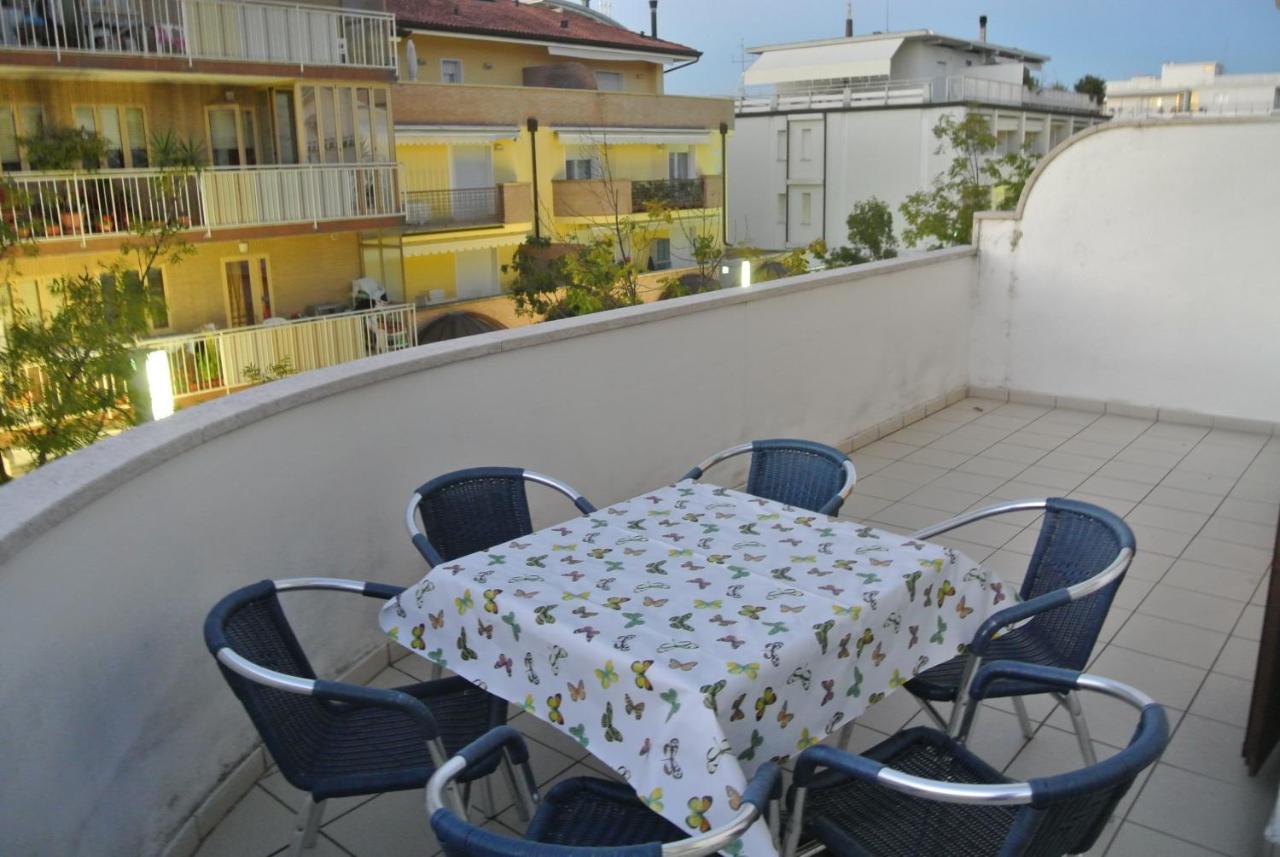 Condominio Maria Lignano Sabbiadoro Exteriér fotografie