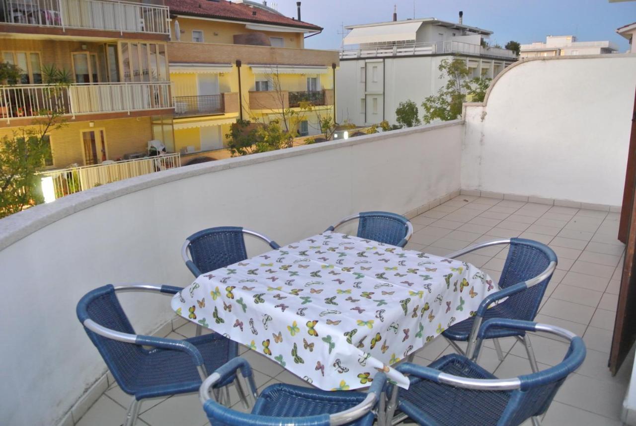 Condominio Maria Lignano Sabbiadoro Exteriér fotografie